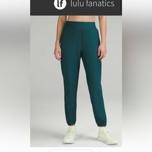 Lululemon Adapted State High-Rise Fleece Jogger size 4